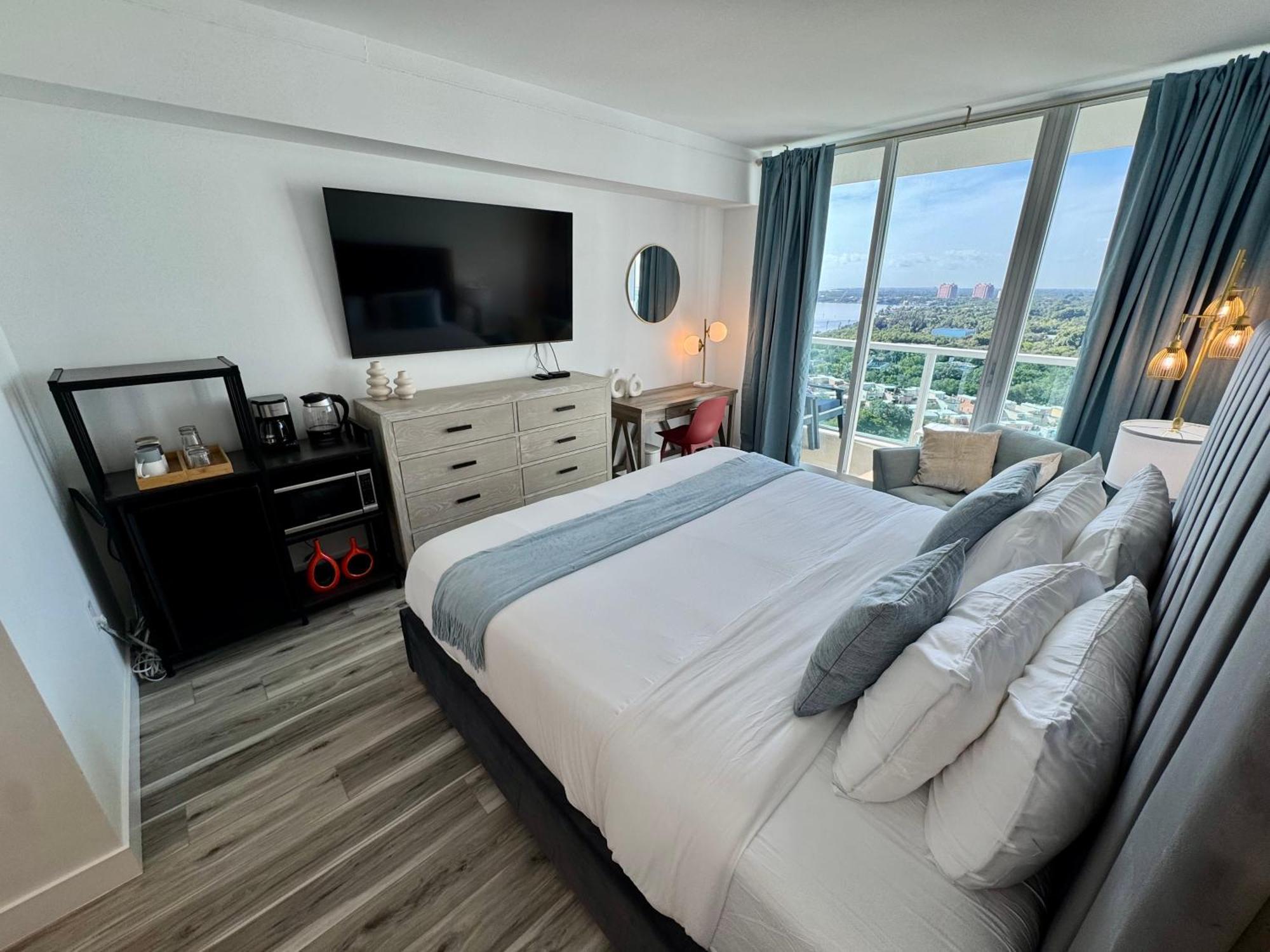 Balcony Ocean View ! Pool - Wifi - Gym - Parking Apartamento